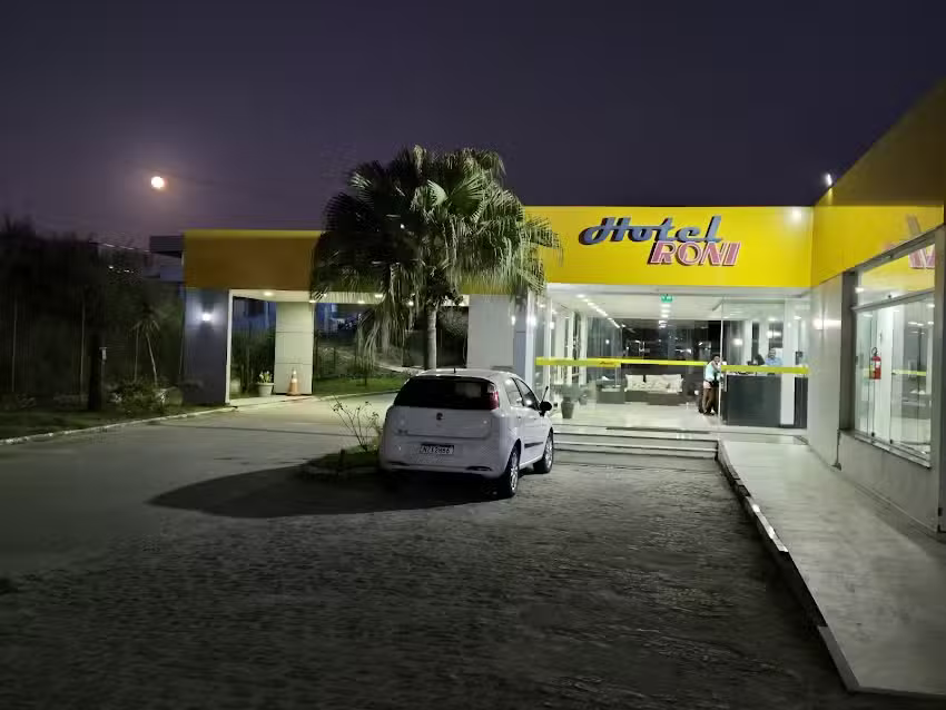 Posto e Hotel Roni