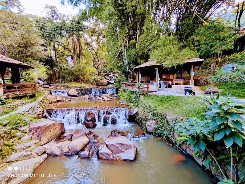 Pousada &Aacute;guas da Serra