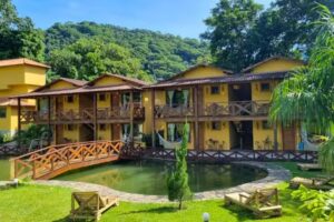 Pousada Aldeia do Bambu Chalés & Ateliê