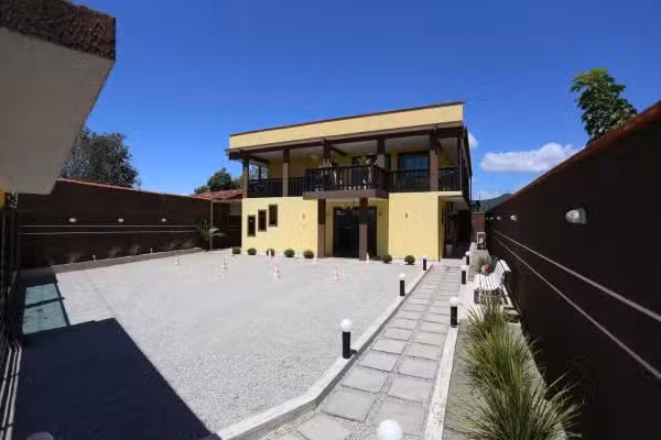 Pousada Anjos &agrave; 2 quadras do mar