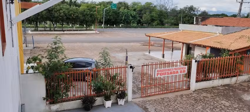 POUSADA BR