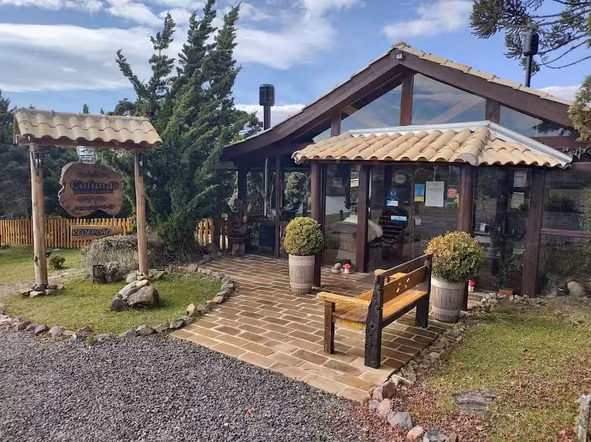 Pousada Cafund&oacute;