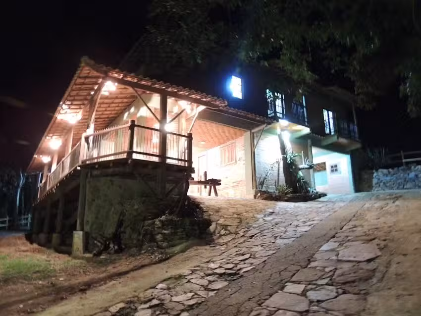 Pousada Casa das Brom&eacute;lias