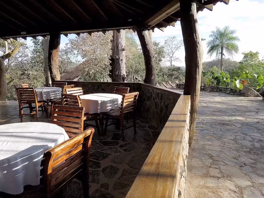 Pousada Chal&eacute; do Bosque