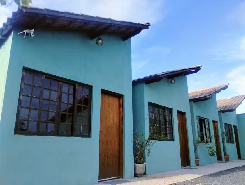 Pousada Chal&eacute;s Canan&eacute;ia