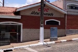 Pousada Chic de Tatu&iacute; sp &ndash; Quartos Econ&ocirc;micos