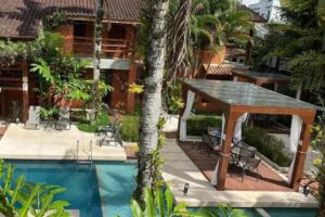 Pousada do Rosa &ndash; Praia de Cambur&iacute; | Litoral Norte SP