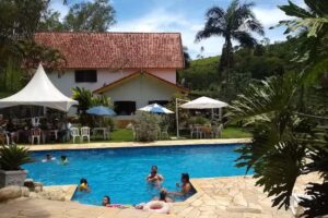 Pousada do Tropeiro – Restaurante – Cachaçaria – Pesqueiro