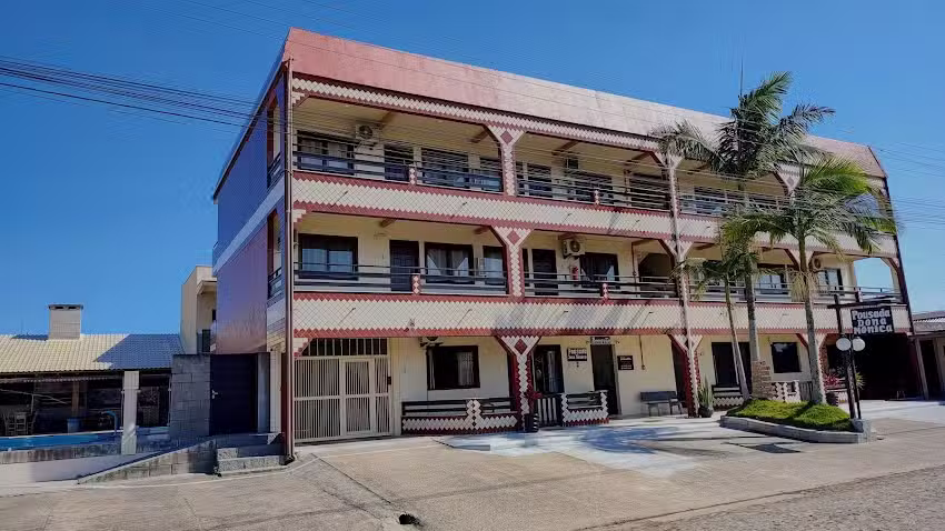 Pousada Dona M&ocirc;nica