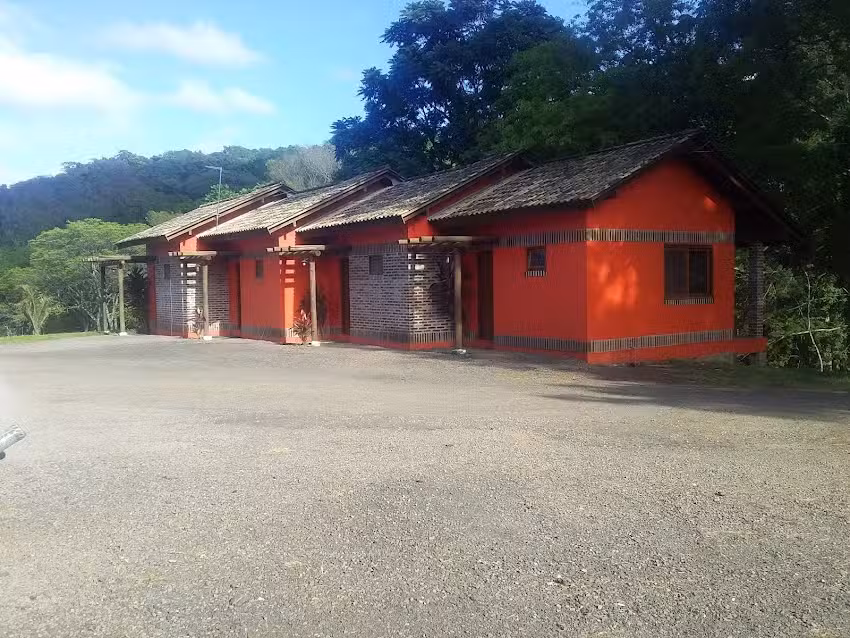 Pousada e Camping Para&iacute;so