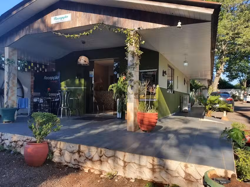 Pousada e Hostel Naipi