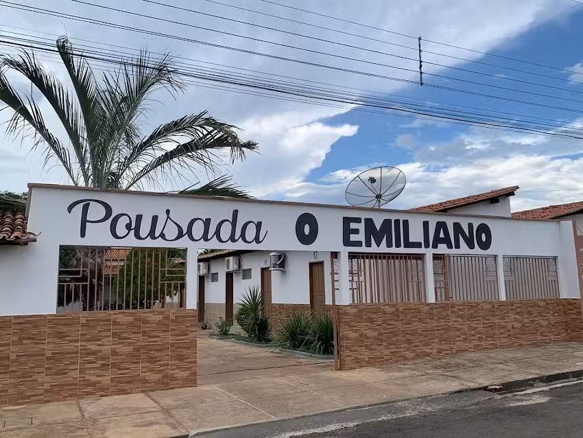 Pousada E Pizzaria o Emiliano