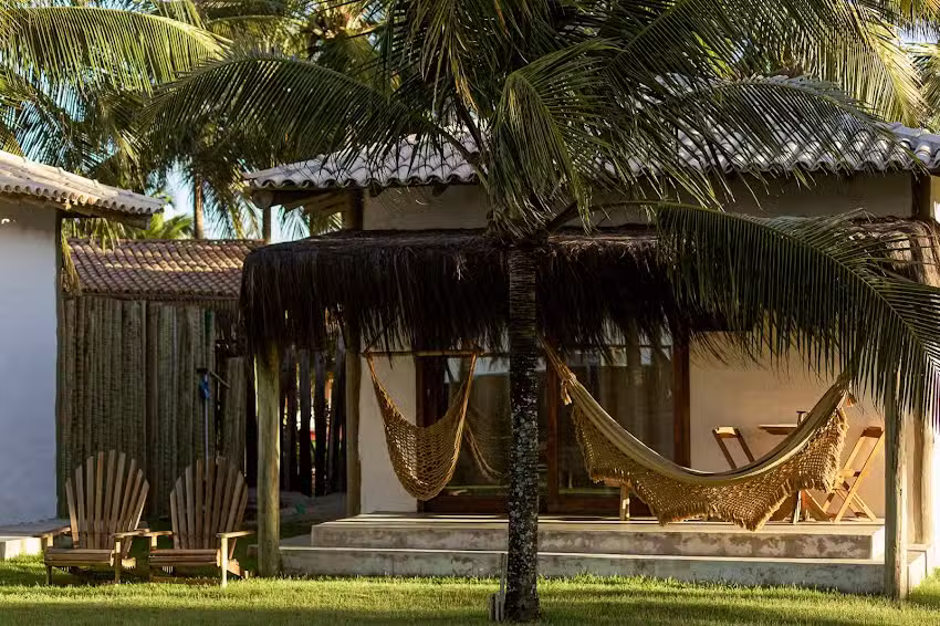 Pousada em Caraiva | Vila das Pedras | Suites p&eacute; na areia | Conforto e Tranquilidade