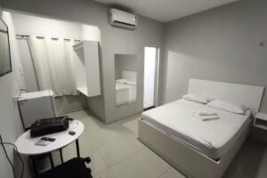 Pousada Emidio I Hospedagem Confort&aacute;vel I em Quixeramobim