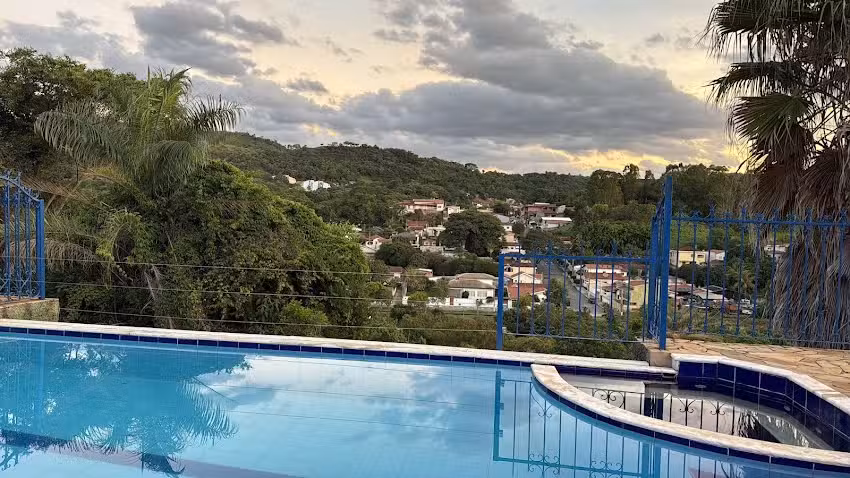 Pousada Espa&ccedil;o Cosmos Caminho da F&eacute; e Rota do Vulc&atilde;o &Aacute;guas da Prata