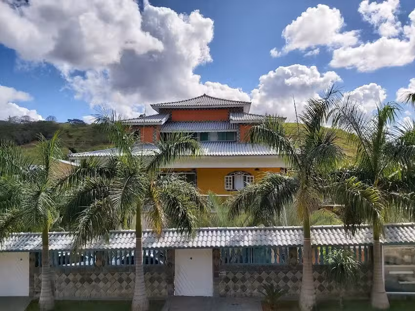 Pousada Fam&iacute;lia Benfeita