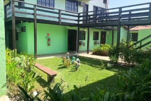 Pousada Ferradura Beach