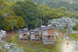 Pousada Fruto Vermelho | Pedra Menina