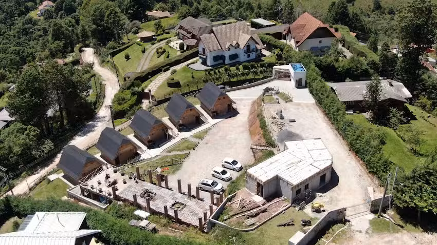 Pousada Grom&rsquo;s Village &ndash; Campos do Jord&atilde;o-SP