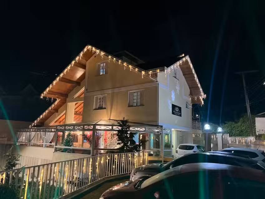 Pousada Jord&atilde;o Requinte Charme Pr&oacute;ximo ao Centrinho