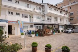 Pousada Kindermann | Apartamentos na praia de Jurer&ecirc;, Florian&oacute;polis