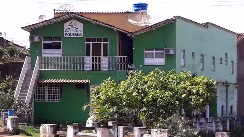 Pousada L&aacute; Em Casa