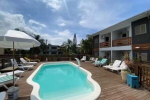 Pousada La Ferrugem Su&iacute;tes