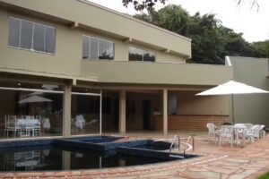 Pousada Lava P&eacute;s