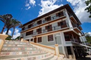 Pousada L&iacute;rios do Campo