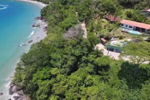 Pousada Mirante do Pirata – Vista para o Mar em Ubatuba