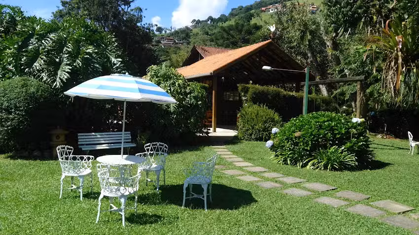 Pousada Montserrat