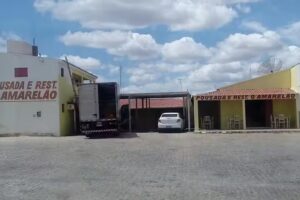 Pousada O Amarel&atilde;o