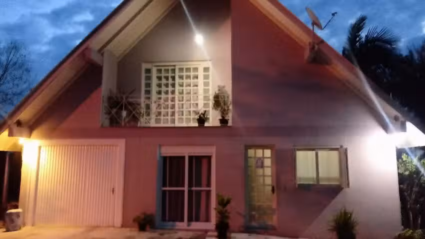 Pousada para&iacute;so