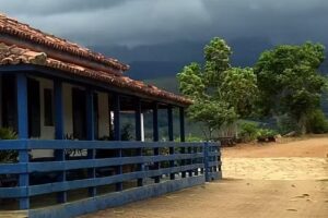Pousada Pico do Papagaio &ndash; AIURUOCA