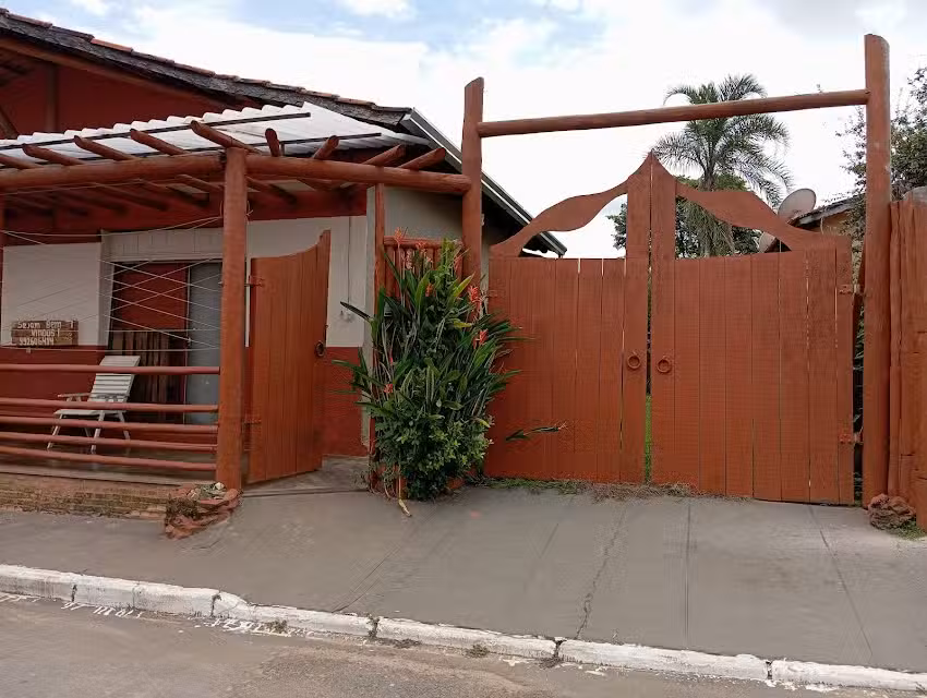 POUSADA POR DO SOL. Onde o sossego te abra&ccedil;a esta localizada na melhor regi&atilde;o da cidade