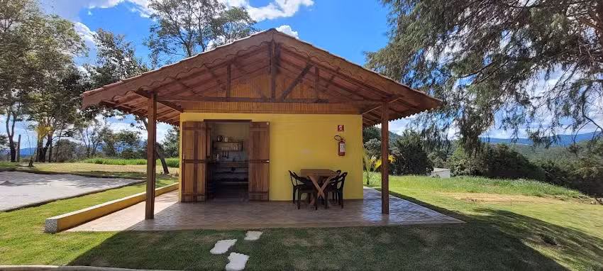 POUSADA Recanto Alto Da Cachoeira &ndash; Chal&eacute;s, Domos e Lazer em Mairipor&atilde;