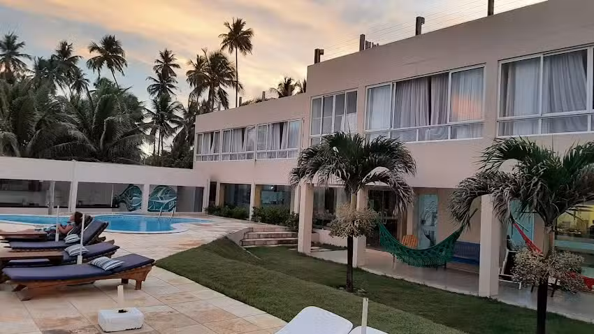 Pousada Recanto H&aacute; Mar, o melhor custo beneficio p&eacute; na areia em Macei&oacute;