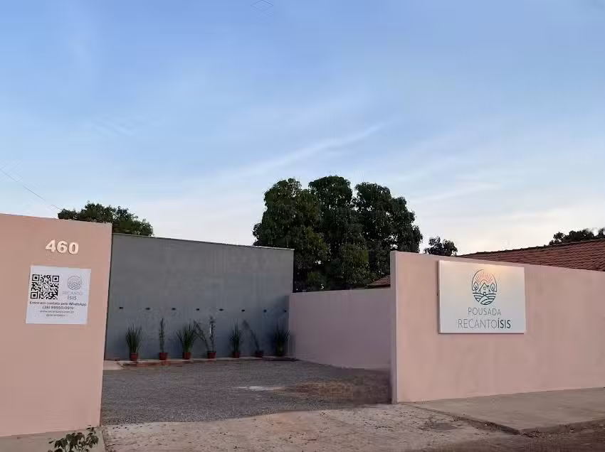 Pousada Recanto &Iacute;sis &ndash; Uruana de Minas