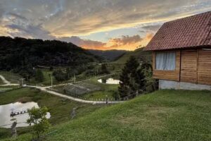 Pousada ref&uacute;gio no campo