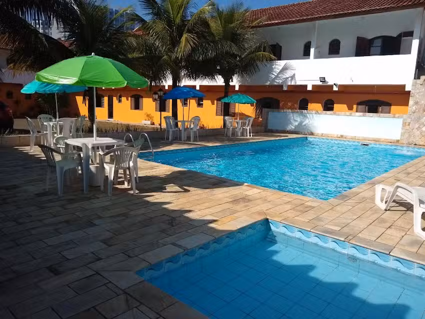 Pousada San Marino Hotel Itanha&eacute;m