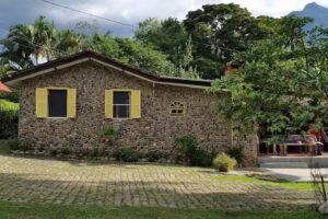 Pousada Santu&aacute;rio Vit&oacute;ria R&eacute;gia