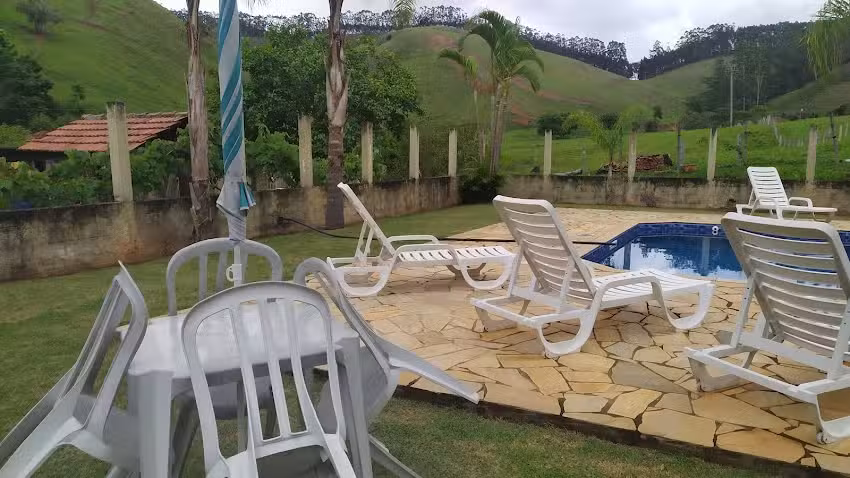 Pousada s&iacute;tio recanto das flores