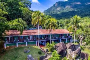 Pousada Tr&ecirc;s Coqueiros