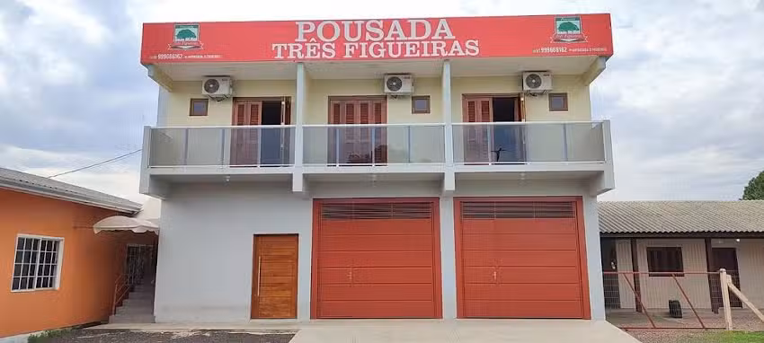 Pousada Tr&ecirc;s Figueiras