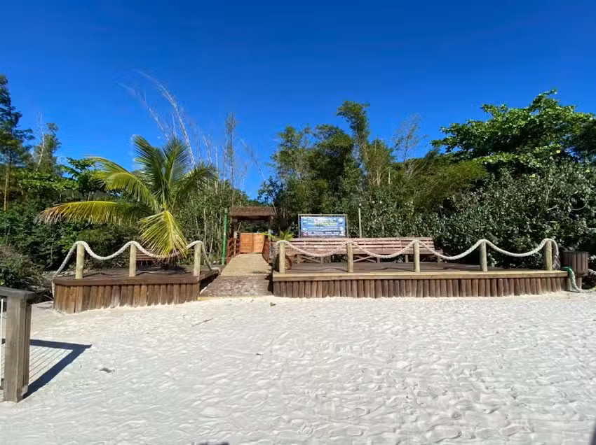 Pousada Tubar&atilde;o Ilha do Mel