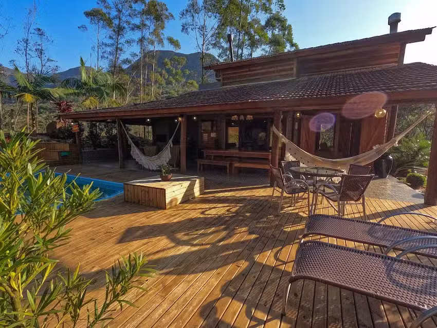 POUSADA &ndash; VIVENDA SERRA VELHA