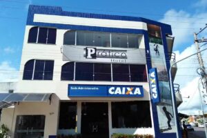 Pr&aacute;tico Hotel