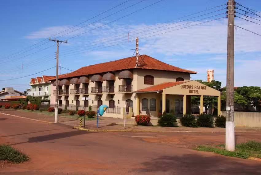 Quedas Palace Hotel
