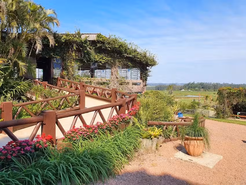 QUINTA DA EST&Acirc;NCIA &ndash; fazenda refer&ecirc;ncia internacional em Turismo Ecol&oacute;gico, Educacional e de Eventos Corporativos