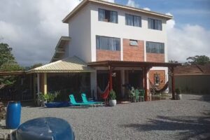 Quintas da Barra Bnb-Guest House-Pousada Familiar-30m da praia